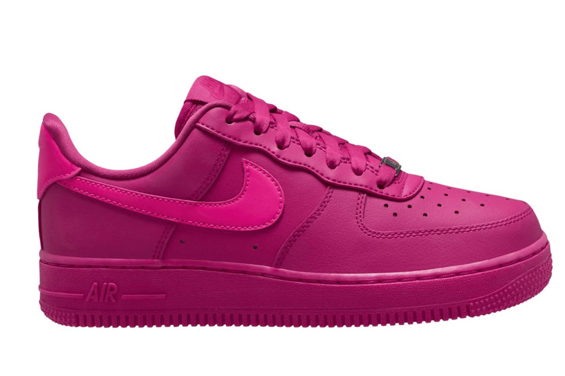 FIRST LOOK: NIKE AIR FORCE 1 LOW “FIREBERRY” - Rebranded Studios