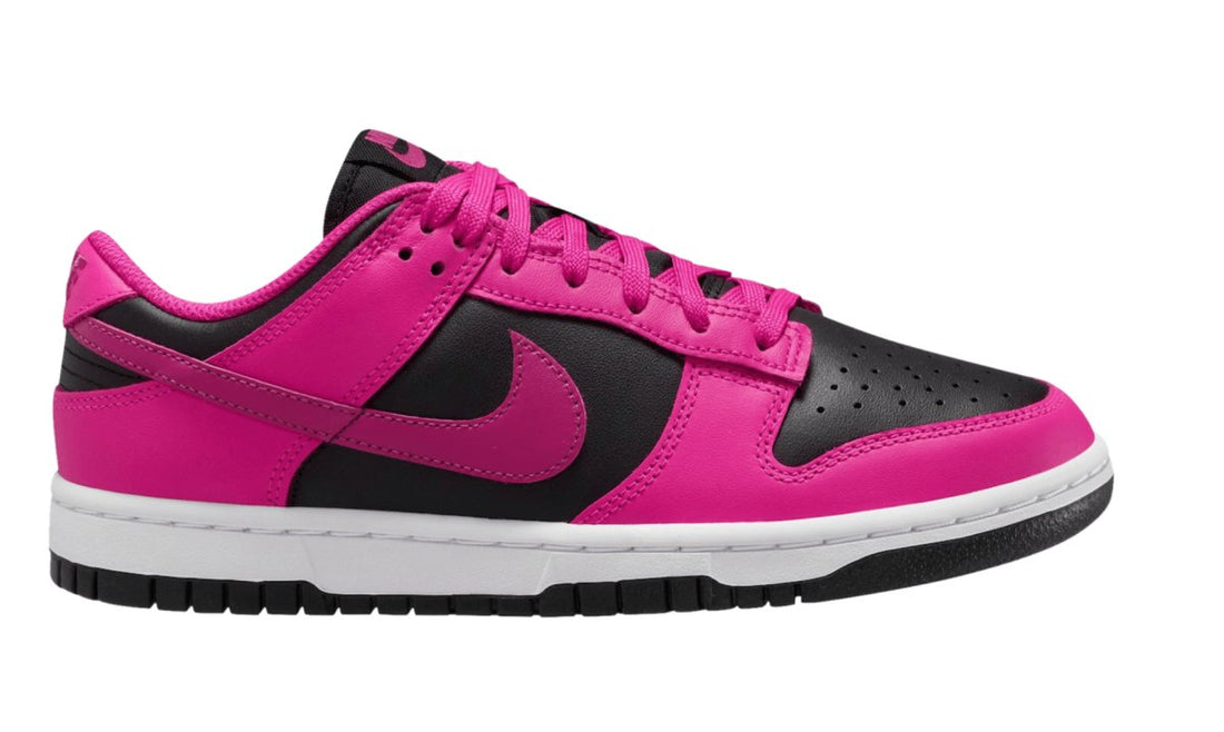 FIRST LOOK: WOMEN’S NIKE DUNK LOW “FIREBERRY” - Rebranded Studios
