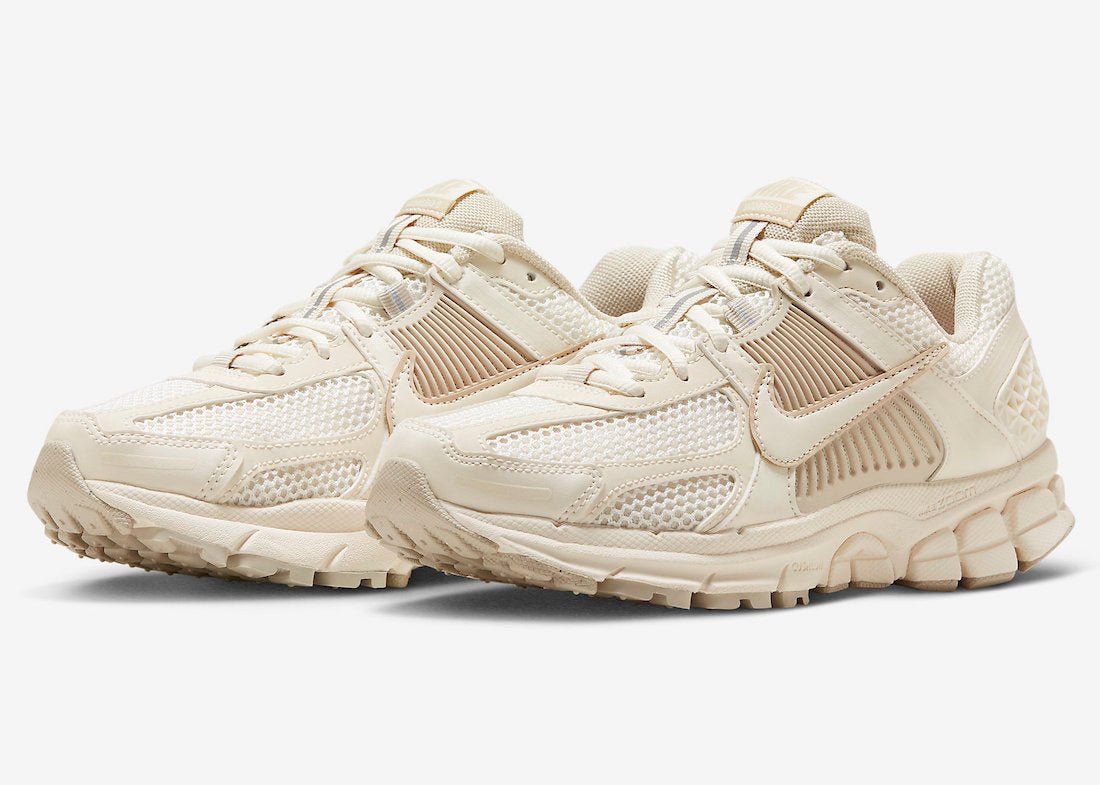 NIKE ZOOM VOMERO 5 SURFACES IN SAIL AND LIGHT OREWOOD BROWN - Rebranded Studios